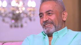 بدأت مع العمالقة وفي أعمال كبيرة