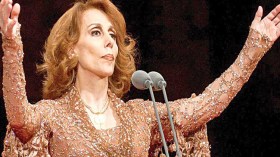 الأسطورة “فيروز” بأصوات المغنين.. جدلٌ لا ينتهي!