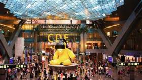 جزائريون عالقون بمطار حمد الدولي يستغيثون لإجلائهم