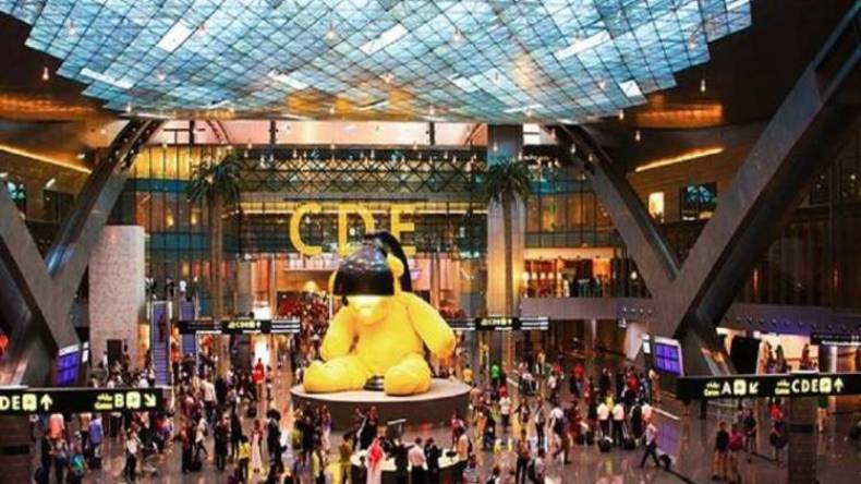 جزائريون عالقون بمطار حمد الدولي يستغيثون لإجلائهم