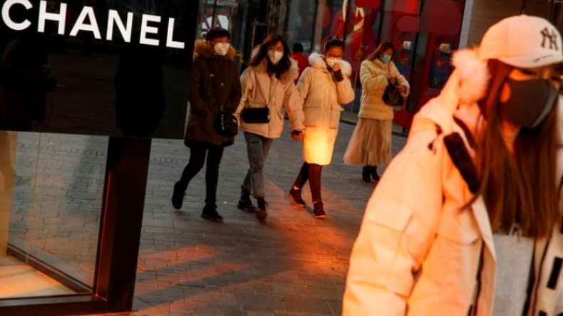 قدرة فيروس كورونا على الانتشار تزداد قوة