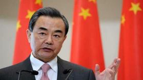 وزير الخارجية الصيني: لا بد من التعايش مع كورونا لأن العالم لن يعود كما كان!