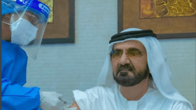 حاكم دبي يتلقى لقاح كورونا