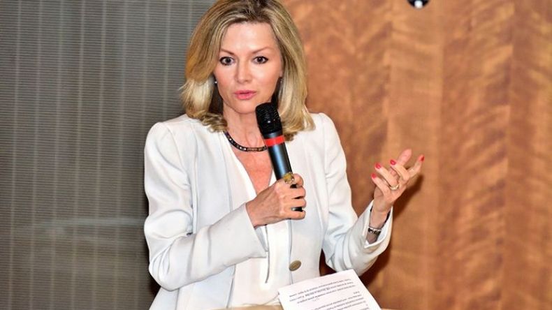 أين الشرطة الفرنسية؟