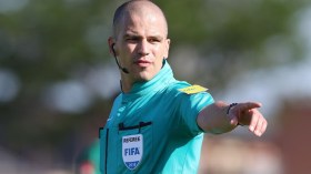 الكاف تبرئ اتحاد العاصمة.. وتعاقب الحكم النيجيري بعام