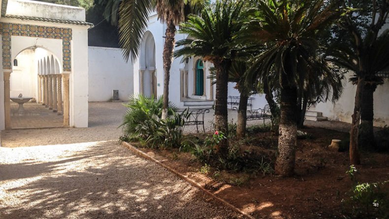 تكريم خاص ببن عيسى بهاز معلم موسيقى الديوان