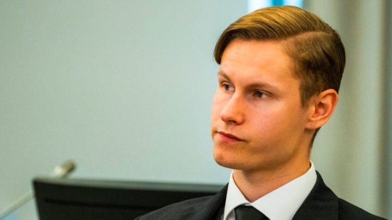 سجن مطلق النار على مسجد في النرويج 21 عاماً