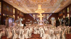 حفلات أعياد الميلاد وأسبوعية المولود تنافس الأعراس