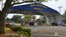 طيار سعودي يقتل ثلاثة في قاعدة أمريكية