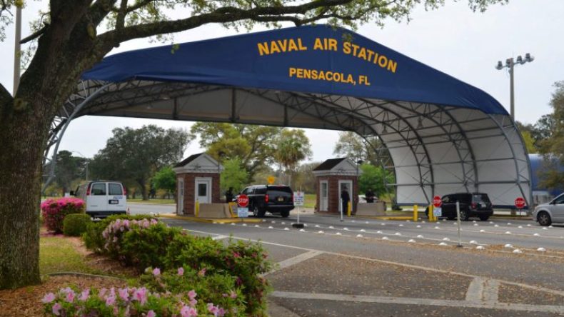 طيار سعودي يقتل ثلاثة في قاعدة أمريكية