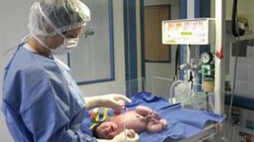 قابلات مستشفى قضي بكير بغرداية يخرجن عن صمتهن ويطالبن بمنحة المناوبة