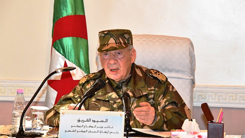 قايد صالح: “الجيش وضع كل سبل المواجهة الناجعة لجميع التحديات المحتملة”