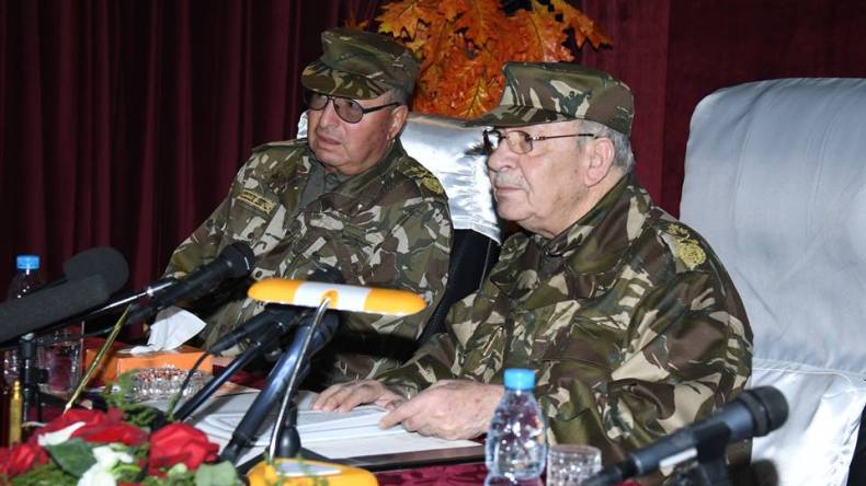 قايد صالح: التحضير القتالي أهم عوامل حيازة القدرة العسكرية