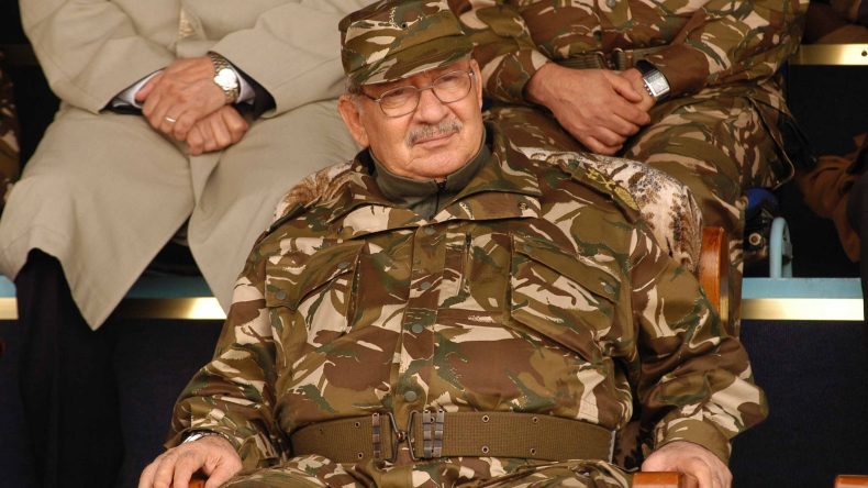 Gaïd Salah: «L’ANP préserve le capital de confiance de son peuple».