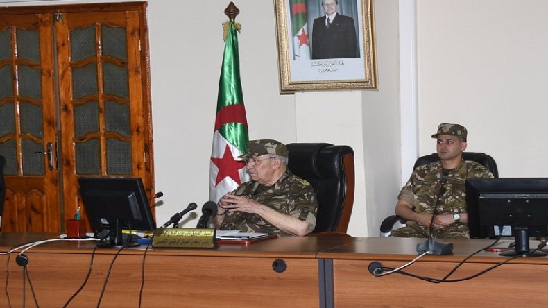 قايد صالح: الجيش يستند إلى عمق شعبي استراتيجي