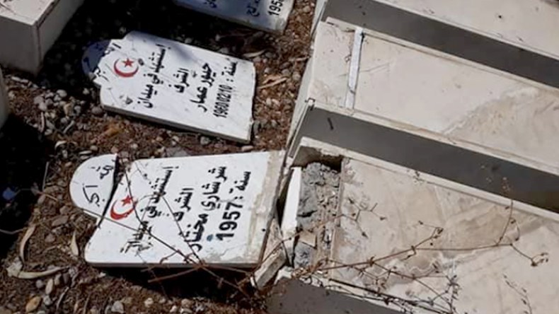 مجهولون يخربون قبور 20 شهيدا بميلة