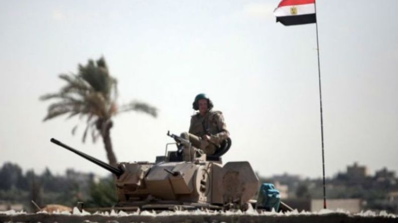 قذيفة مصرية تسقط على مدينة رفح الفلسطينية