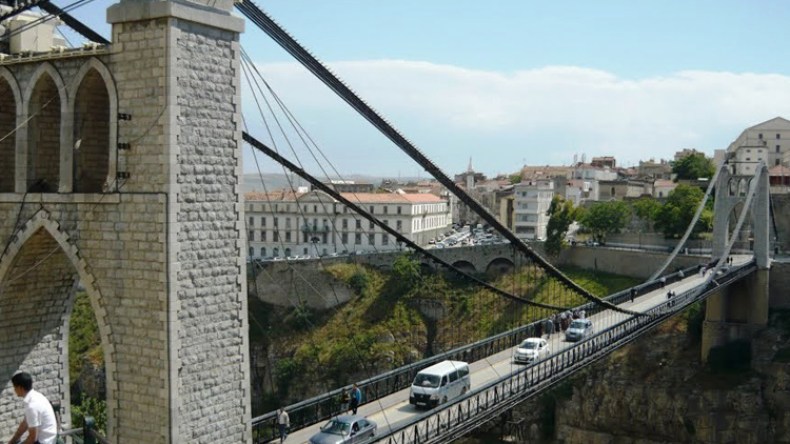 جسور قسنطينة جرّت 19 طالبا إلى الانتحار في سنة واحدة