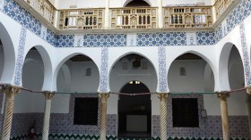 زيان تعرض “البحث عن الأوقات الضائعة” في قصر الرياس