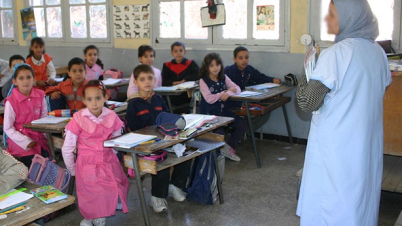 تكريم تاريخي لـ 300 متقاعد في قطاع التربية بالبويرة
