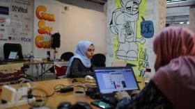 شيء من التهكم نحو العالم المعزول بكورونا