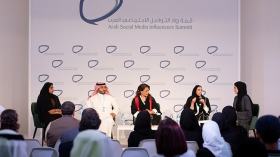 “رايتس ووتش” تتهكم على قمة رواد التواصل في دبي