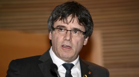 الشرطة الألمانية توقف زعيم كاتالونيا السابق بوتشيمون