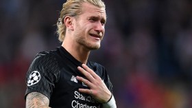  حارس ليفربول يخرج عن صمته !