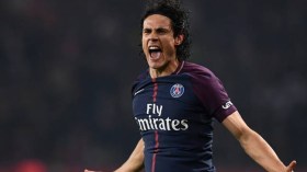 كافاني يغلق الباب في وجه أندية الدوري الإيطالي