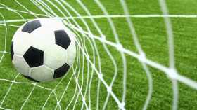 نياطي يعاقب بـ4 مباريات.. معاقبة 4 لاعبين من مستغانم وتحذير لإدارته بسبب الإشهار