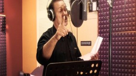 كريم مصباحي يغني للأطفال والعجزة خلال رمضان