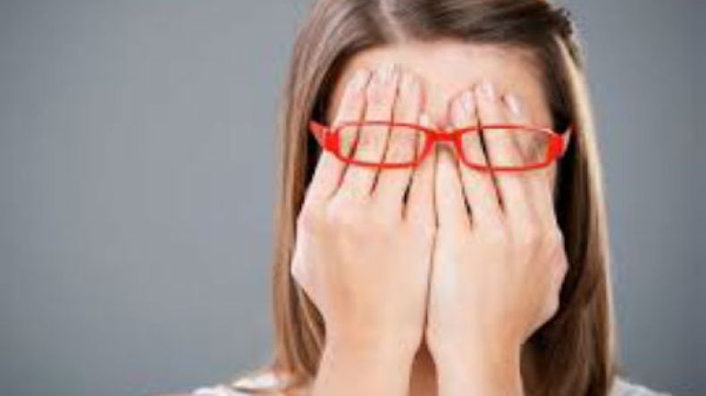 كسل عيني سبب معاناتي!