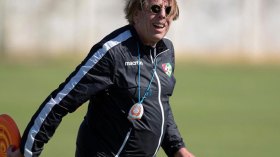 الجزائر أبهرتني.. والمغرب لديه فرص للتتويج ومصر المرشح الأول