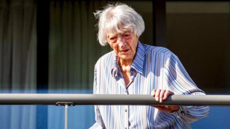 عجوز هولندية أكبر ناجية في العالم من كورونا