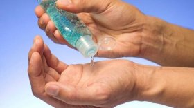 حماية المستهلك تحذر: معقمات كحولية خطيرة في السوق