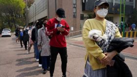 عدد إصابات كورونا في العالم تتخطى المليونين