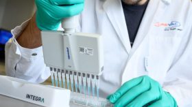 آلاف المتطوعين في ألمانيا لاختبار لقاح ضد كورونا