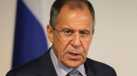 لافروف يحذر من خطر صدام نووي