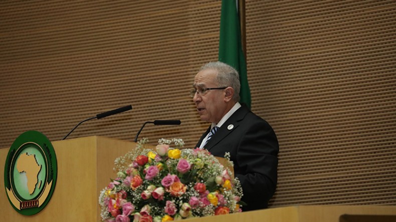 لعمامرة يحذر من عدم تصفية الاستعمار في الصحراء الغربية