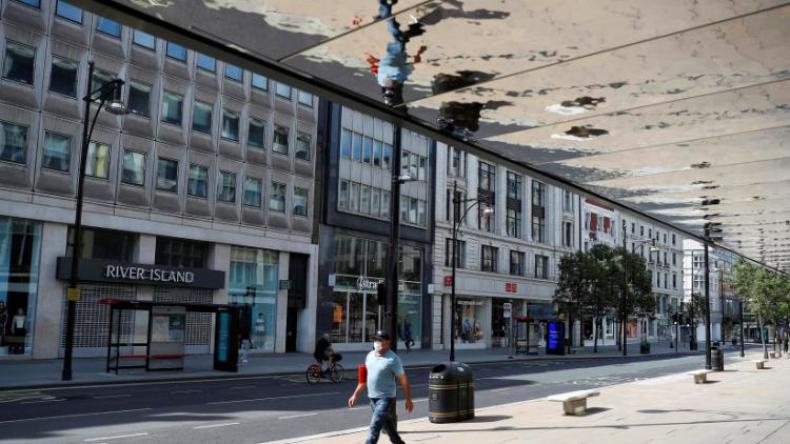 بريطانيا: تحذيرات من رفع قيود كورونا قبل الأوان