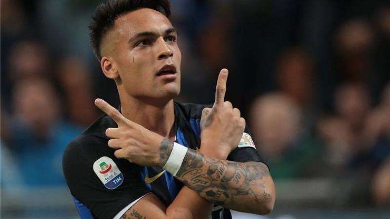 هدف برشلونة محل أطماع كبار أوروبا