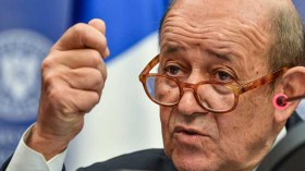 الفرنسيون من مدرسة الاستعمار الغبيّ