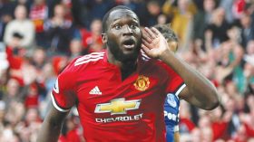 مانشستر يونايتد يرفض عرضا جديدا من إنتر ميلان لضم لوكاكو