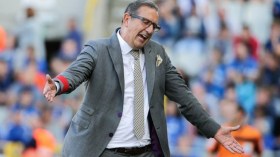 المدرب الأسبق لـ “الخضر”: هناك من يُريد دفني حيّا!