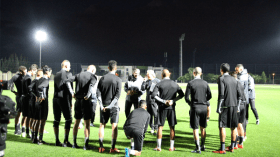 ماجر يحول “الخضر” إلى حقل تجارب.. يخوض معركة التكتيك ويتجاهل الأسماء