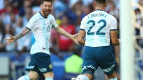 طلب ميسي يكلف برشلونة 200 مليون يورو