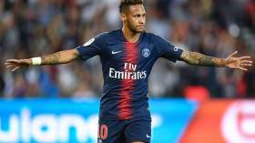 نيمار يطالب بمعاقبة جماهير مارسيليا