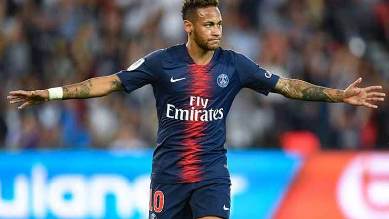 نيمار يطالب بمعاقبة جماهير مارسيليا