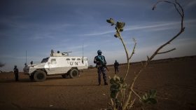 مالي: قتلى من قوات حفظ السلام الدولية في هجوم بوسط البلاد