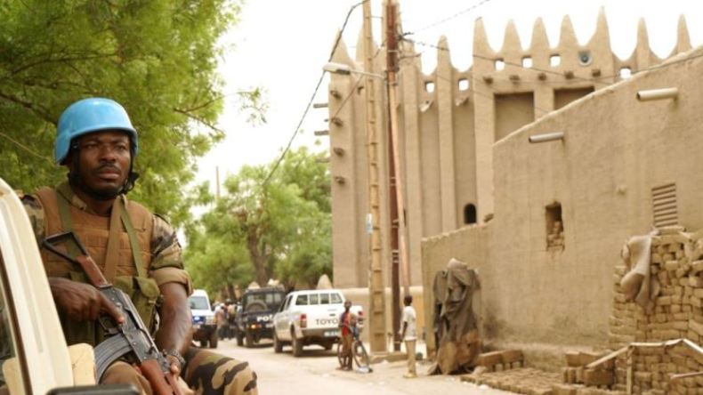 مسلحون يقتلون 37 مدنياً في مالي